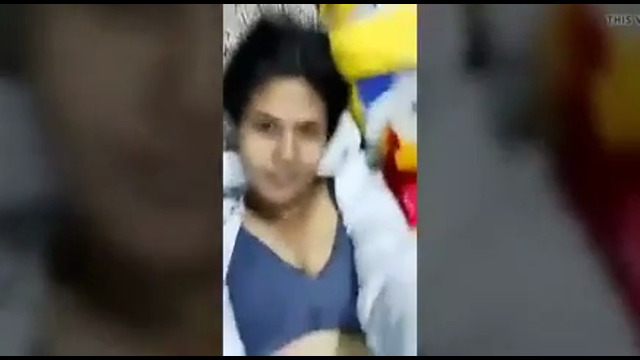 tamil women showing her boobs on video call to her ex husband