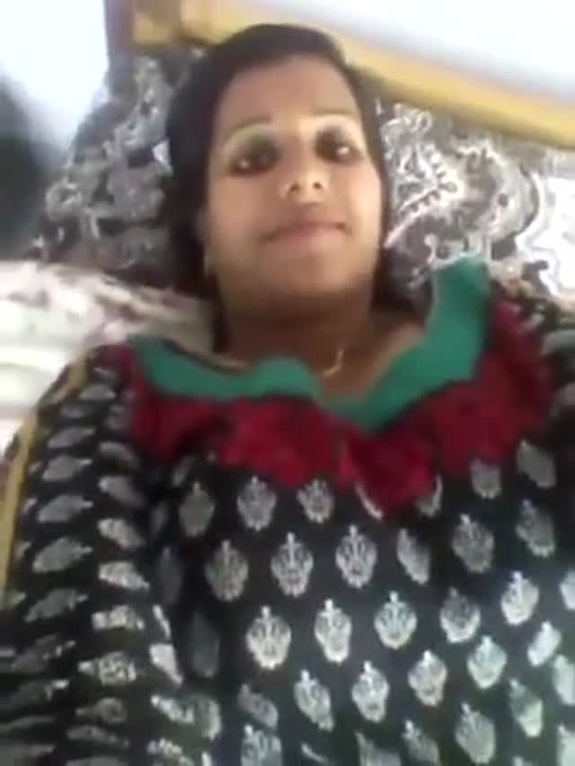 Bangla women showing pussy and fingering her self she enjoy.